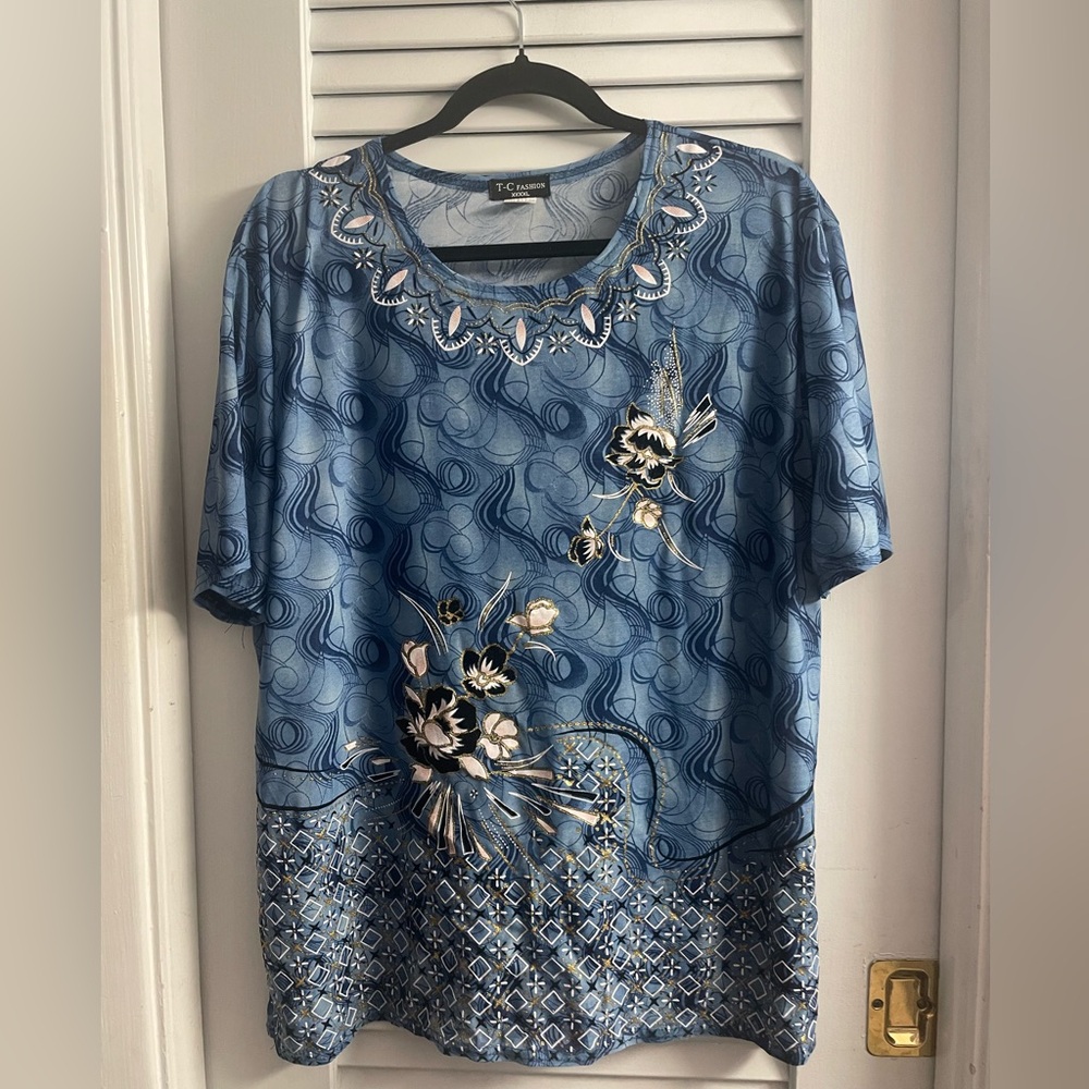 T-C Fashion Blue/Gold Metallic Hand Crafted Blouse XXXXL 4X. Flattering